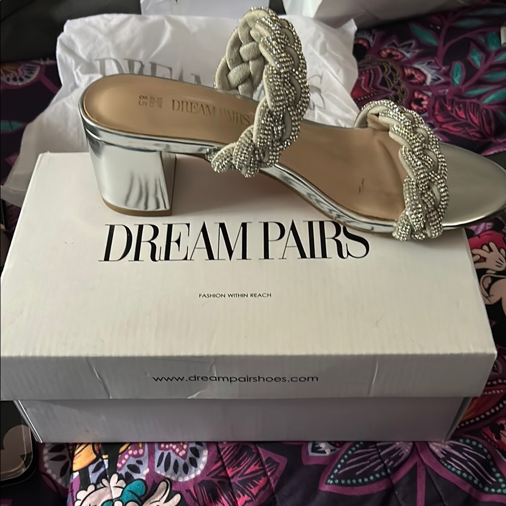 Dream Pairs Silver Heels Elegant Design